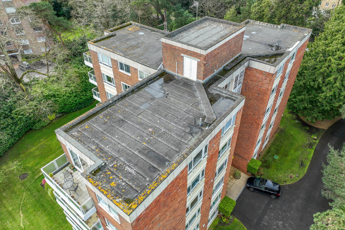 Building inspections and roof surveys by Airwave